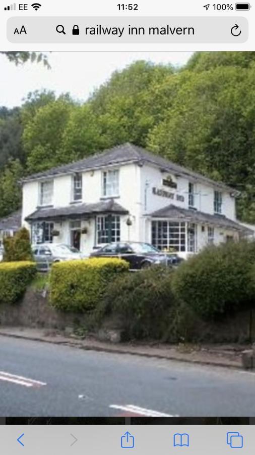 Railway Inn Malvern Wells Luaran gambar